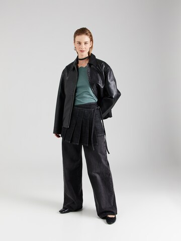 ABOUT YOU Shirt 'Charlotta' in Grün
