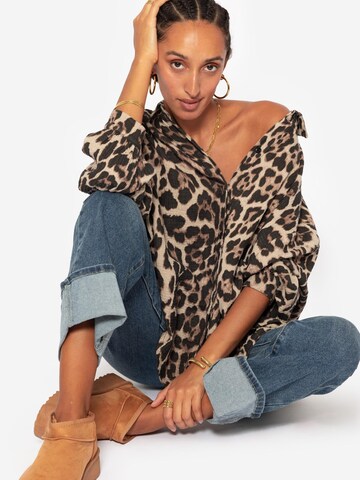 SASSYCLASSY Blouse in Bruin
