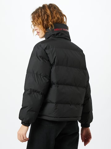 HELLY HANSEN Зимняя куртка 'Urban' в Красный