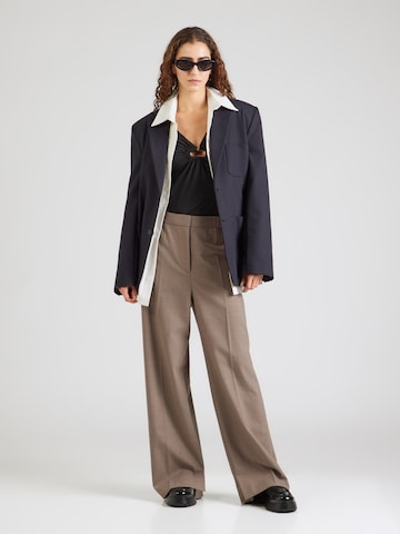 Tricou 'Antonia' de la ABOUT YOU pe negru