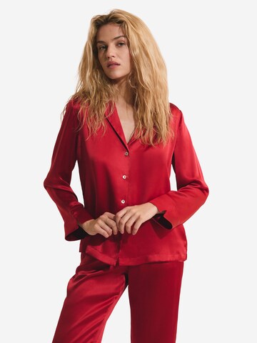 ETAM Seidenpyjamahemd 'Pearly' in Rot: Vorderseite