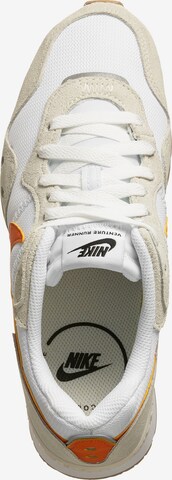 Nike Sportswear Sneakers laag 'Venture' in Wit