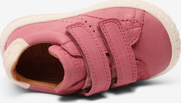 BISGAARD - Zapatos primeros pasos en rosa