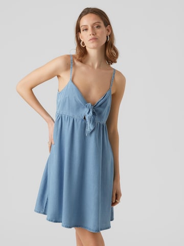 VERO MODA فستان صيفي 'HARPER' بلون أزرق: الأمام