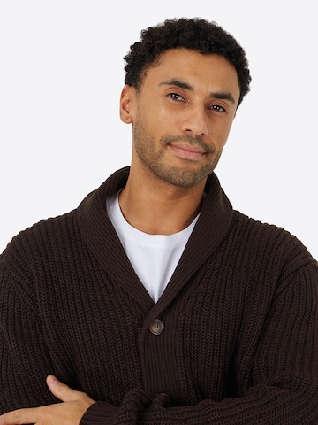 BRAVE SOUL Strickjacke in Braun