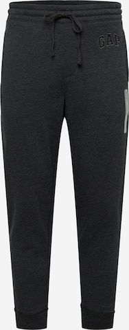 GAP - Tapered Calças em cinzento: frente