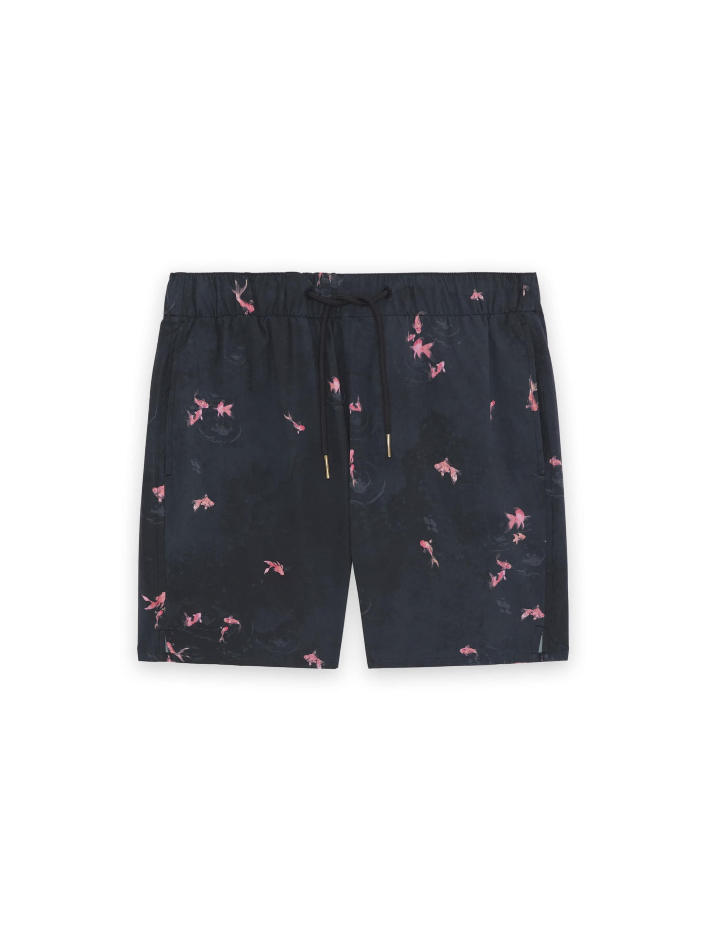 Lyle & Scott Trousers in Blue: front