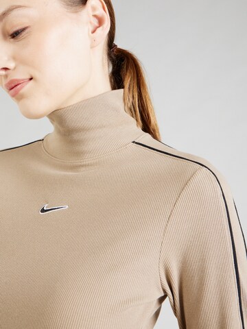 Nike Sportswear Тениска в зелено