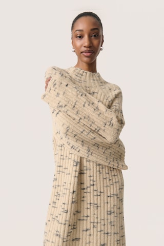 SOAKED IN LUXURY Jurk 'Liora' in Beige