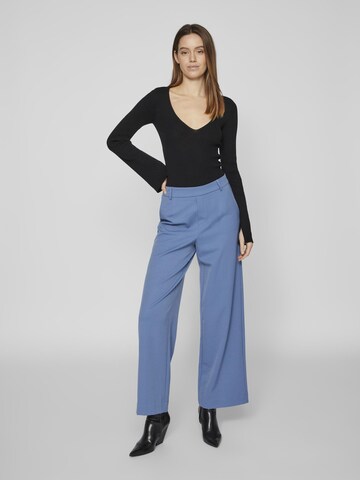 VILA Sweater in Black