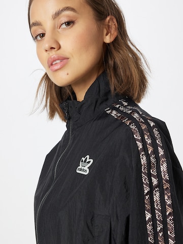 ADIDAS ORIGINALS Jacke in Schwarz