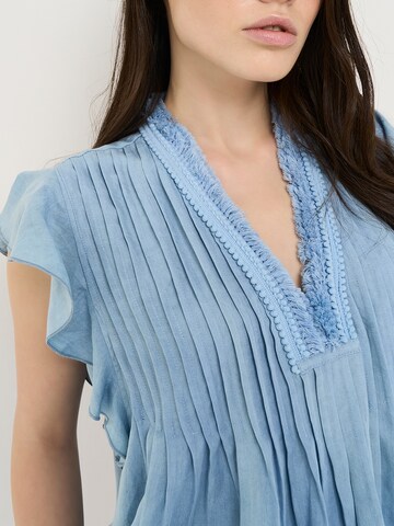 Camomilla Italia Top 'Tailer' in Blue