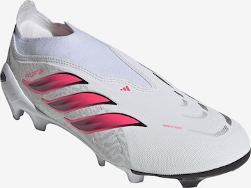 balta ADIDAS PERFORMANCE Futbolo bateliai 'PREDATOR LEAGUE': priekis