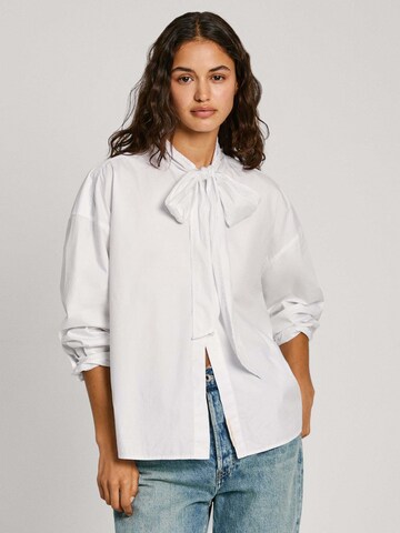 Chemisier ' KARYMA ' Pepe Jeans en blanc : devant
