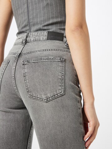 Gina Tricot Flared Jeans in Grey