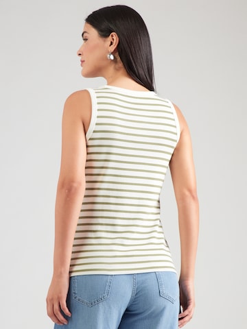 s.Oliver Topp, värv roheline