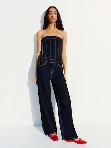 Bershka Haalari värissä sininen: etupuoli