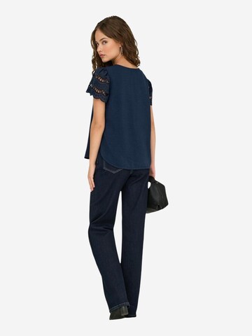Maglietta 'Jdyhannah S/S Lace Wvn 15312609' di Jaqueline de Yong in blu