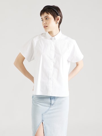 BOSS - Blusa 'Bixina' en blanco: frente