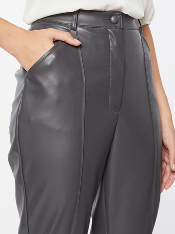 Sisley Regular Панталон в сиво