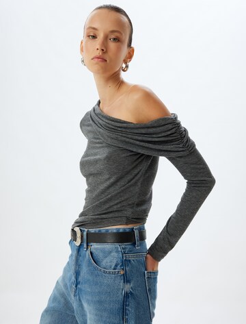 Koton T-shirt in Grau