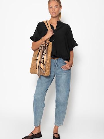 SASSYCLASSY Shirt in Black