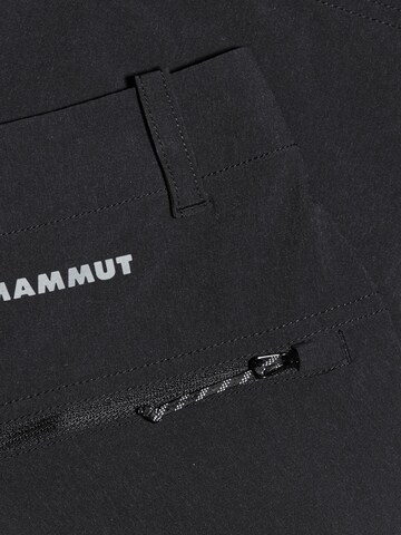 MAMMUT Regular Outdoorshorts 'Hiking V' in Schwarz