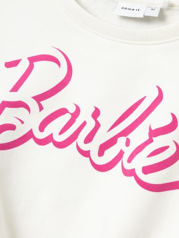 Sweat-shirt 'DALMA BARBIE' NAME IT en blanc
