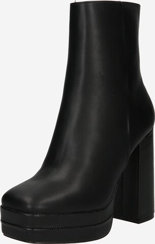 River Island Bootie in Black: front