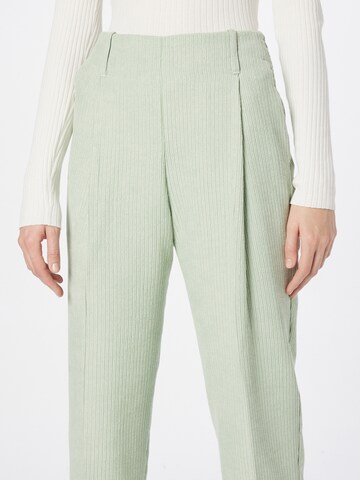 UNITED COLORS OF BENETTON Normální Kalhoty s puky – zelená