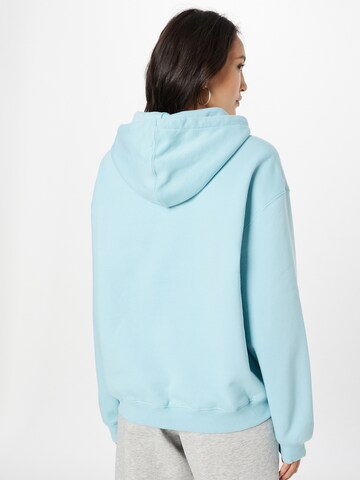 WEEKDAY Sweatshirt in Blau