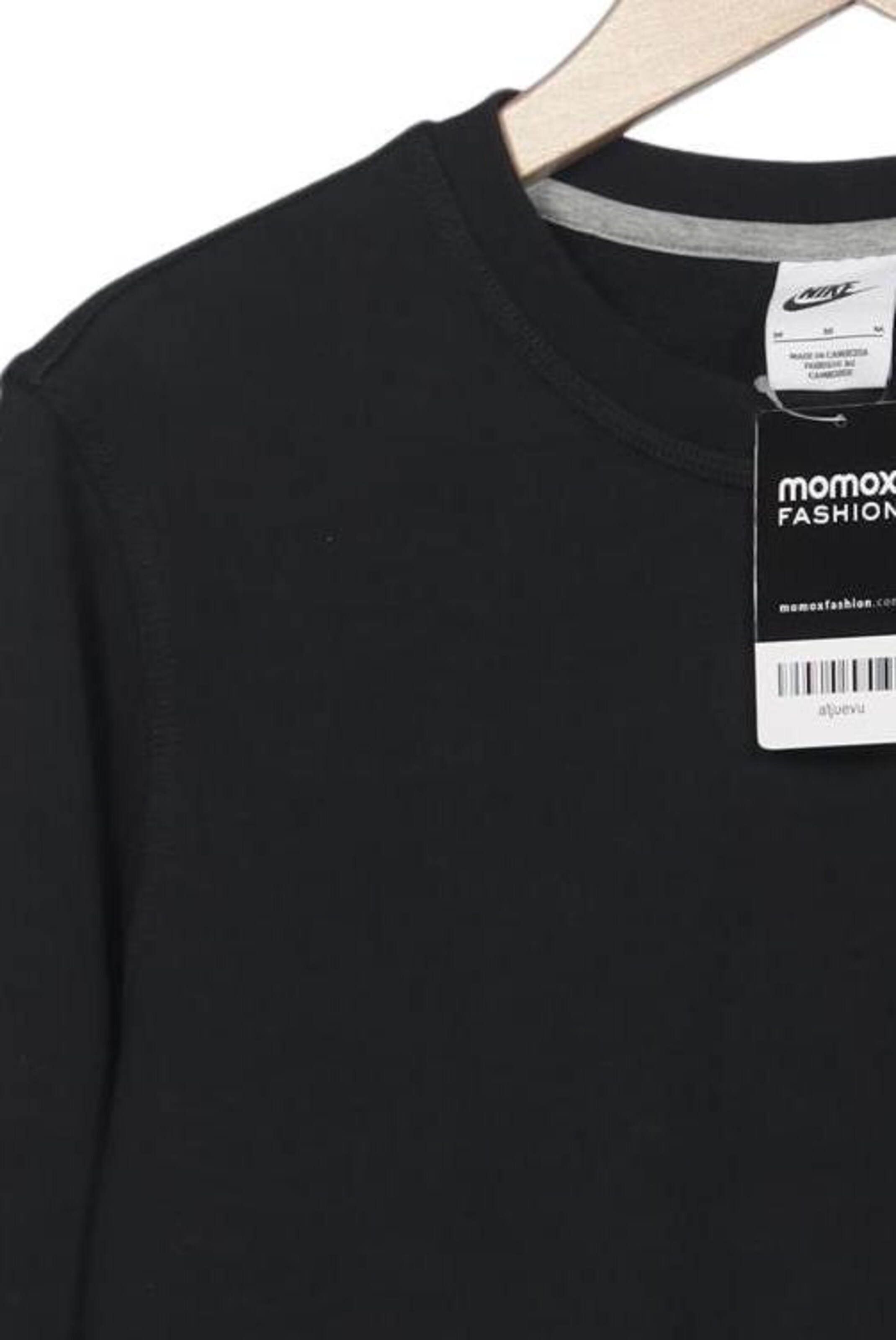 NIKE Sweater M in Schwarz