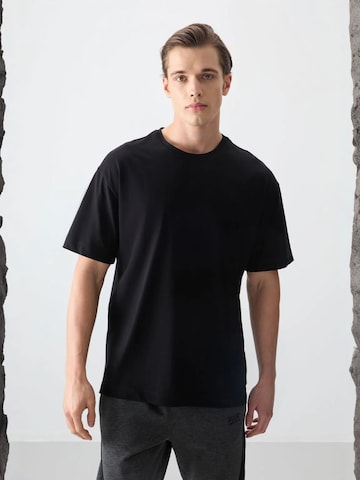 Tommy Life T-Shirts in Schwarz