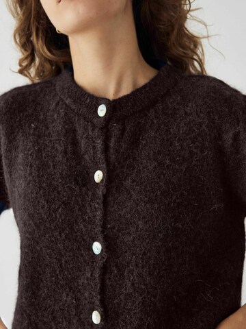Cardigan ' Kae ' Noella en marron