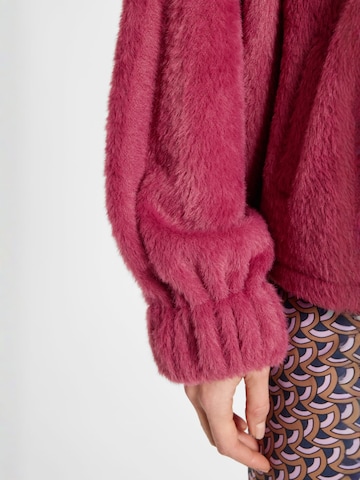 Ana Alcazar Between-season jacket ' Enayris ' in Pink