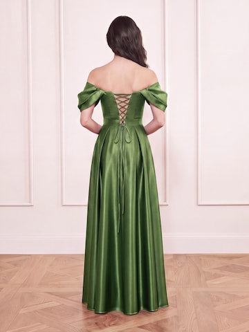 acob a porter Evening dress 'TNA' in Green