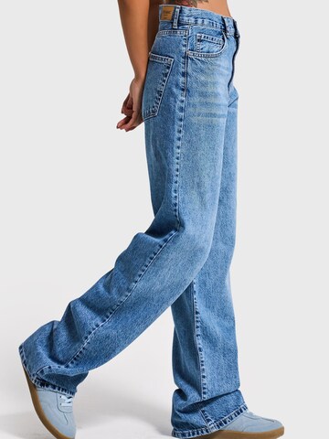 IT'S BASIC Loosefit Jeans 'SOFIA Loose High Rise Jeans' in Blauw