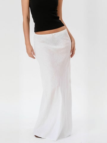 ITS MAY Skirt ' Capri ' in Weiß: Vorderseite