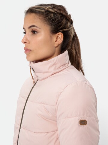 CAMEL ACTIVE Cropped Pufferjacke aus recyceltem Polyester in Pink