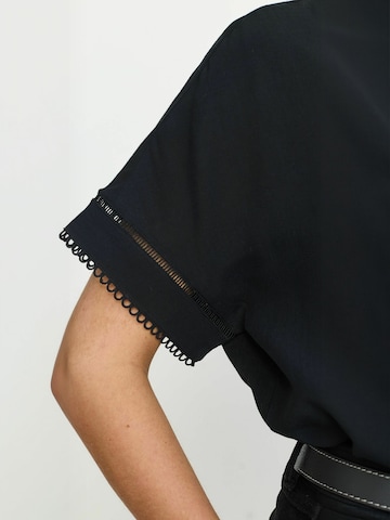 T-shirt ' SRLima ' Soft Rebels en noir : sur le côté