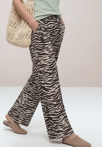 STREET ONE Loose fit Pants in Brown