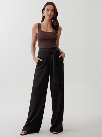 Tussah Loose fit Pants 'MEGAN' in Black: front
