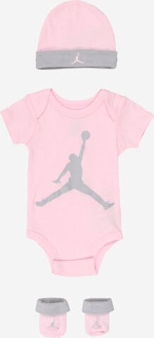 Jordan Set in Pink: predná strana