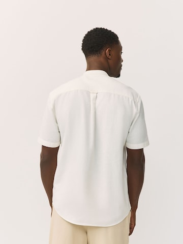 Next Regular Fit Paita värissä valkoinen