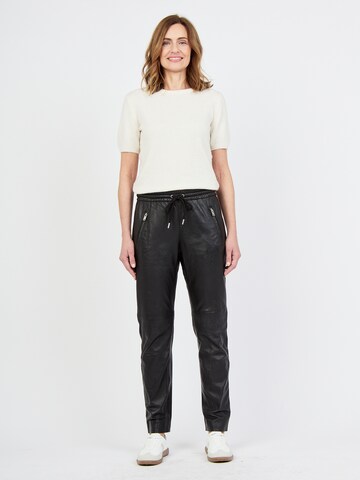 JCC Regular Trousers '3102153' in Black