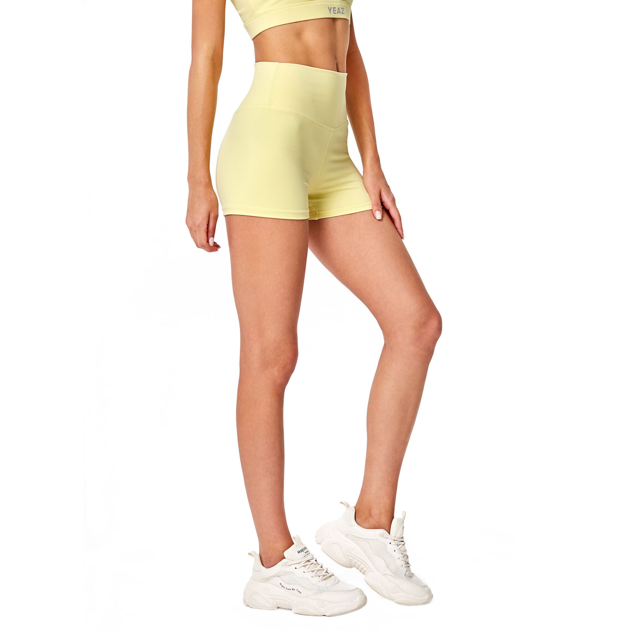 Skinny Pantaloni sportivi 'Celeb' di YEAZ in giallo