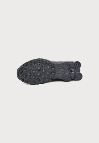 Nike Sportswear Tenisky 'Shox NZ' – černá