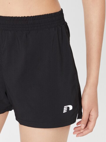 Regular Pantalon de sport Newline en noir