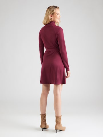 Rochie 'Fanny' de la ABOUT YOU pe roșu