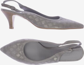 Kämpgen Sandals & High-Heeled Sandals in 39 in Grey: front